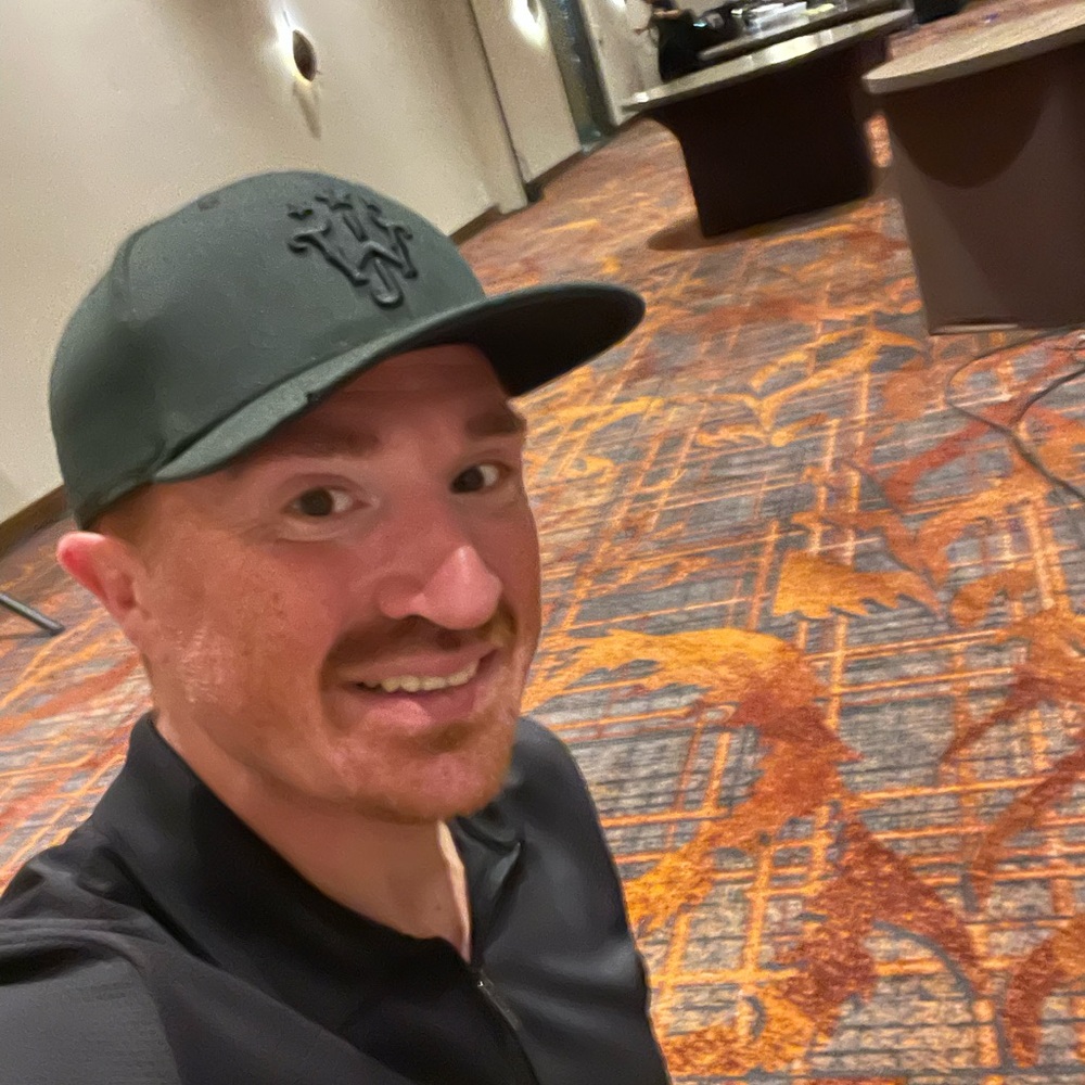 Meet your Posher, Jonathan